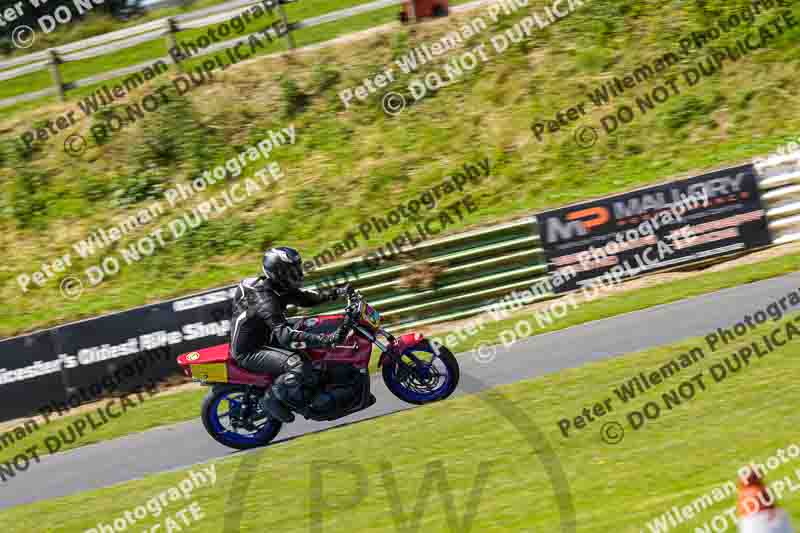 enduro digital images;event digital images;eventdigitalimages;mallory park;mallory park photographs;mallory park trackday;mallory park trackday photographs;no limits trackdays;peter wileman photography;racing digital images;trackday digital images;trackday photos
